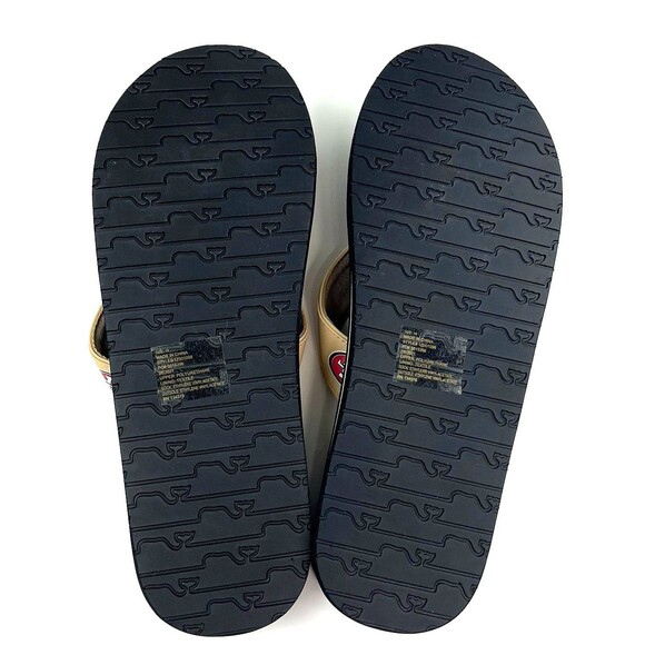 Vineyard Vines Mens Sandals Sz 14 Gold Flip Flops San Francisco 49ers New - Picture 9 of 9